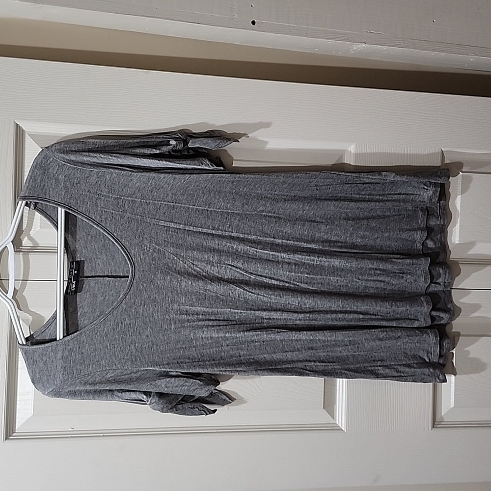 Shop basic‎ shirt size medium